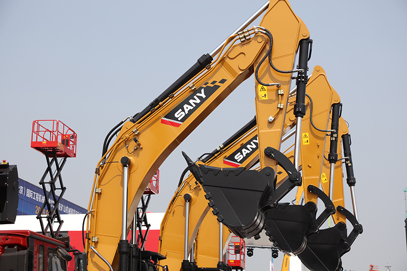 長(zhǎng)城潤(rùn)滑油AE-S液壓油，助力三一挖掘機(jī)顯神威